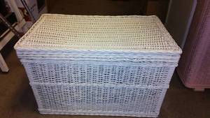 lot 797 image: White Wicker Chest Storage.