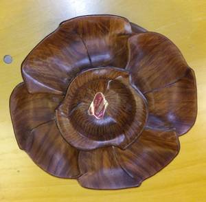 lot 863 image: Vintage Ceramic Divided Serving Dishes with Turntable.