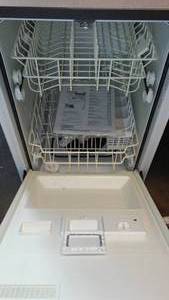 lot 878 image: Portable Dishwasher.