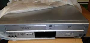 lot 885 image: Panasonic DVDVCR player.