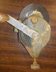 lot 893 image: Wissota Clamp-on-Grinder.