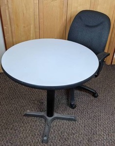 lot 126 image: 30 in. Round Table and Black Rolling Office Chair