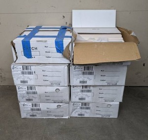 lot 35 image: Emser White Subway Wall Tile - 300 Pieces