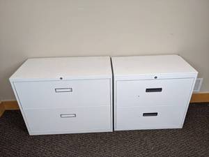 lot 75 image: Set of Two White 2-Drawer File Cabinets