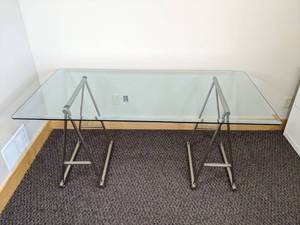 lot 80 image: Large Rectangle Glass Top Table