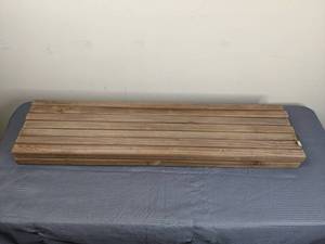 lot 90 image: 14 New 2 x 2 Balusters