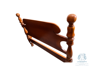 lot 22 image: Twin Maple Bed Frame