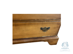 lot 46 image: Seven Drawer Dresser