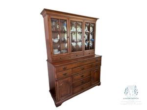 lot 47 image: Large Hutch Perfect for Showcasing Your China and Drinkware
