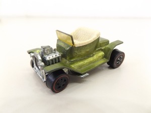 lot 22 image: Authentic USA Made 1968 Hot Wheels Redline AppleAntifreeze Hot Heap