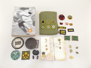 lot 27 image: Collection of Vintage 1950s Boy Scout and Girl Scout Paraphernalia 