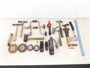 lot 28 image: Large Collection Of Antique and Vintage Hand Tools
