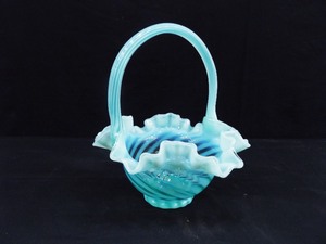 lot 42 image: Vintage Fenton Blue Swirl Glass Basket