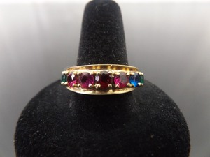 lot 58 image: 10k Yellow Gold Multi Stone Ring Size 10