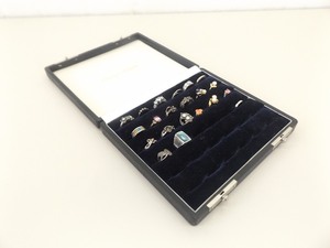lot 73 image: Lot of Costume Rings in Case