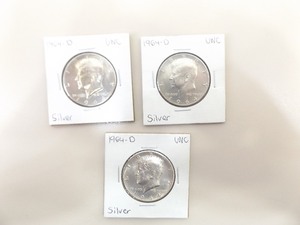 lot 84 image: 3 - 1964-D Uncirculated Kennedy Half Dollars
