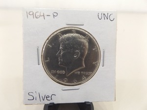 lot 85 image: 1964-P Uncirculated Kennedy Half Dollar