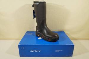 lot 8 image: Korkers Neo Storm Rubber Boots - Mens 11