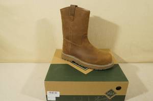 lot 26 image: Muck Wellie Classic Comp Toe Work Boots - Mens 8