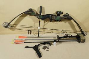 lot 39 image: PSE Carroll Intruder RH Compound Bow
