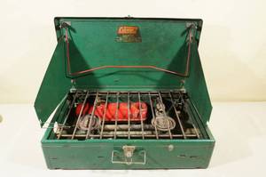 lot 51 image: Vintage Coleman Two Burner Camp Stove