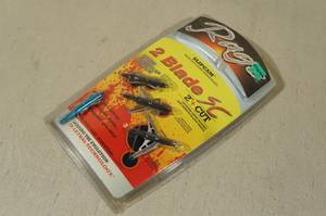 lot 58 image: Rage 2 Blade SC Broadheads