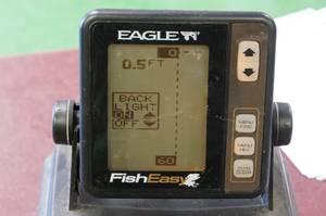 lot 95 image: Eagle Fish Easy Portable Fish Finder