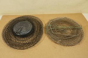 lot 102 image: Metal Catch Baskets