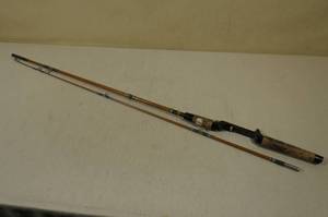 lot 106 image: Vintage St Croix Tournament Fifteen Hundred Fishing Rod