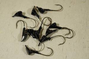 lot 120 image: Painted Jigs - Each Weighs .36 oz with hook