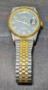 lot 30 image: Waltham Wristwatch