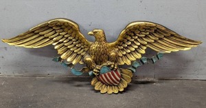 lot 4 image: Large Syroco Eagle