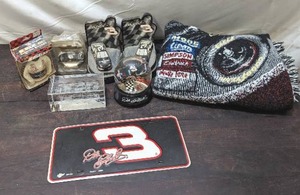 lot 63 image: Collection Of Dale Earnhardt Collectibles