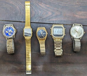 lot 69 image: Collection Of Five Vintage Mens Watches