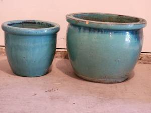 lot 87 image: Turquoise Glass Ceramic Planters