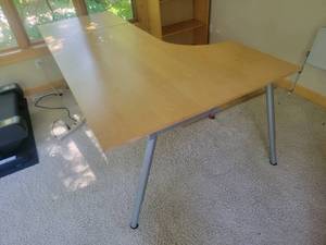lot 33A image: Modern Home Office Desk