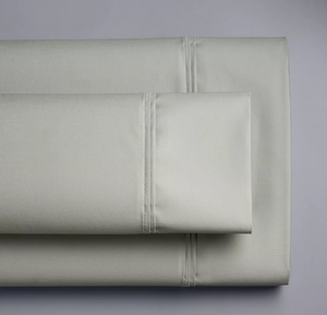 lot 35 image: King Gray Simply Vera Vera Wang 800 Thread Count Egyptian Cotton Sheet Set and Pillowcases 887719076676
