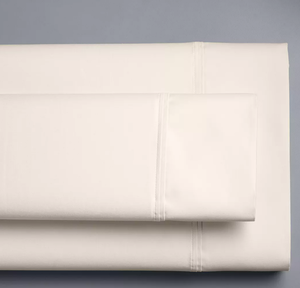 lot 36 image: King Whisper White Simply Vera Vera Wang 800 Thread Count Egyptian Cotton Sheet Set and Pillowcases 887719076621