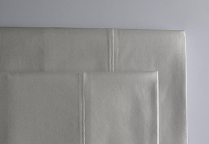 lot 37 image: Dark Gray CAL KIng Simply Vera Vera Wang 300 Thread Count Rayon from Bamboo Sheet Set with Pillowcases CAL KING SET 4-piece set