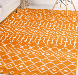 lot 44 image: Unique Loom 3 3 x 5 3 Kasbah Trellis Rug