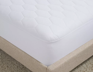 lot 63 image: KIng The Big One Waterproof Mattress Pad 081806450282