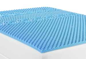 lot 82 image: Queen The Big One Cool Gel Memory Foam Mattress Topper081806756766