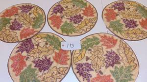 lot 113 image: Set of 5 Beaded Placemat Round Leaf Gold 15 Inches