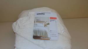 lot 132 image: Color Ivory Queen  Full Sonoma Goods For Life Cotton Linen Comforter Set with Shams400295537760