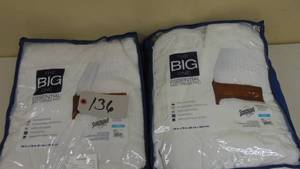 lot 136 image: Two Pack Twin The Big One Essential Mattress Pad 081806350483