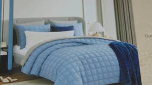 lot 140 image: King Koolaburra by UGG Ursa Comforter Set with Shams