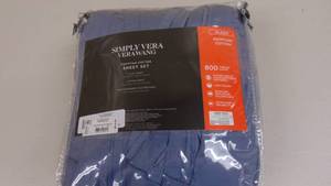lot 144 image: Queen Color Ocean Blue Simply Vera Vera Wang 800 Thread Count Egyptian Cotton Sheet Set and Pillowcases 887719129105