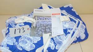 lot 173 image: Queen Full Sonoma Goods For Life Floral Block Print Quilt Set 400711626375