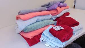 lot 178 image: Mixed Bathroom Towels