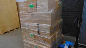 452 Pounds Mixed Easter 35 Boxes Totaling 452 Pounds With Pallet